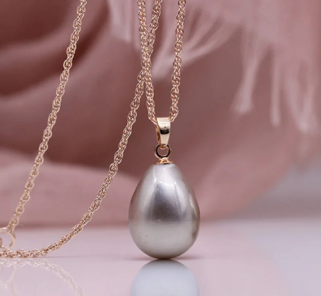 Shell Freshwater Pearl Water Drop 585 Rose Gold  Pendant Necklace