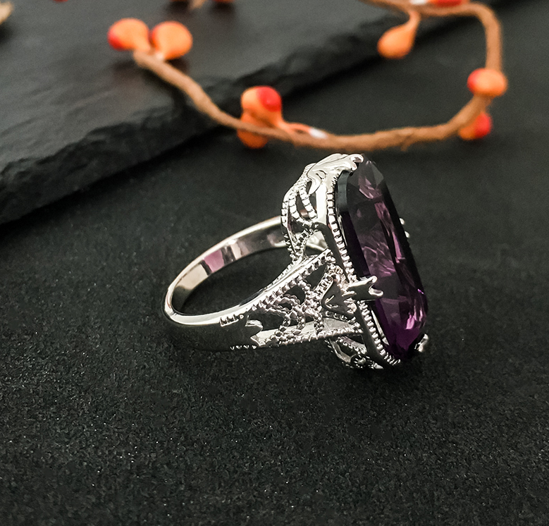 Sterling Silver Amethyst Gemstone Ring