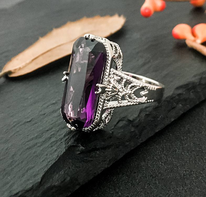 Sterling Silver Amethyst Gemstone Ring