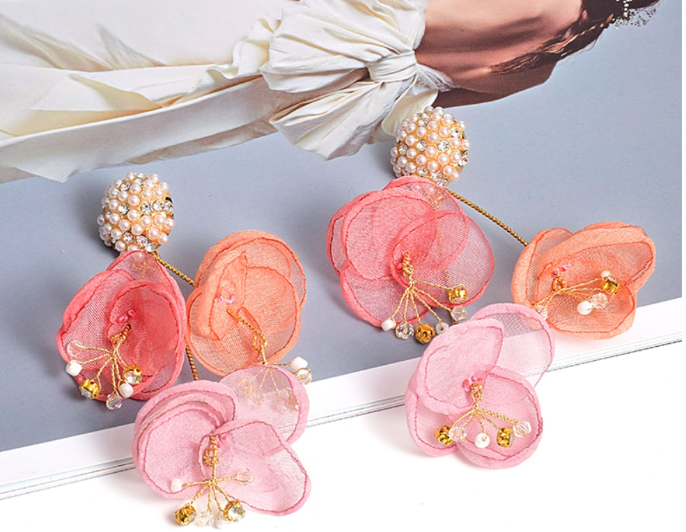 Round Simulated Pearls & Crystal Gemstones Flower-Shaped Drop Earrings