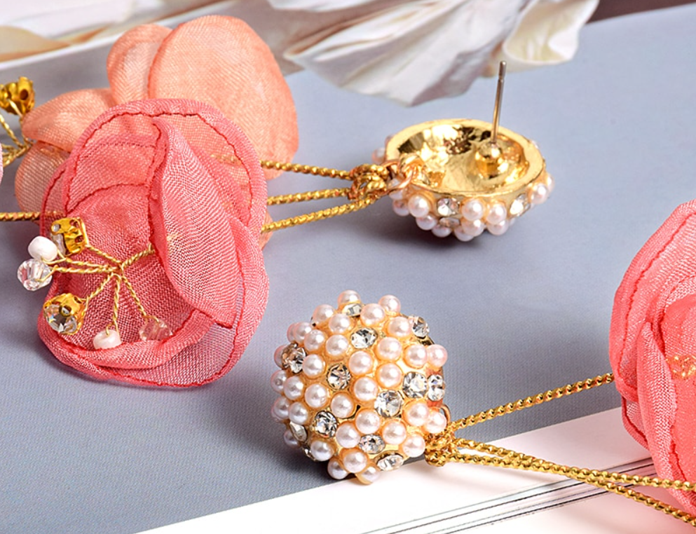 Round Simulated Pearls & Crystal Gemstones Flower-Shaped Drop Earrings